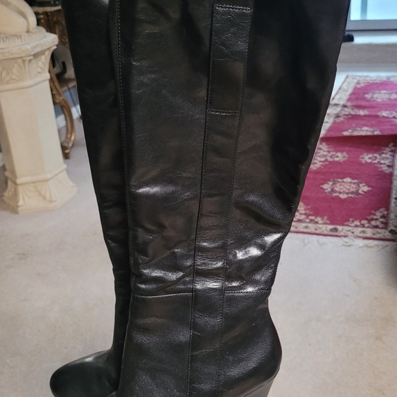 NINE WEST GENUINE LEATHER BOOTS - Picture 1 of 9